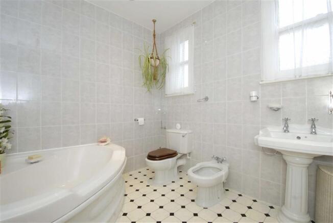 Photo 9