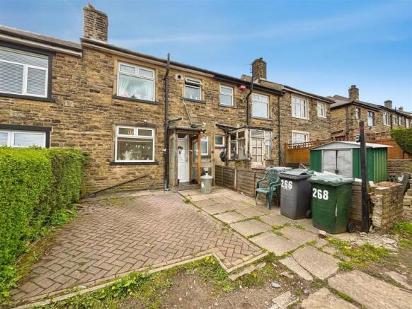 3 bed Terraced for sale Image 12