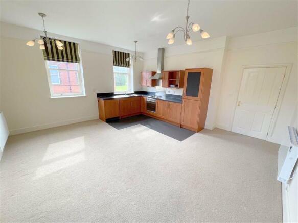 Kitchen / living room