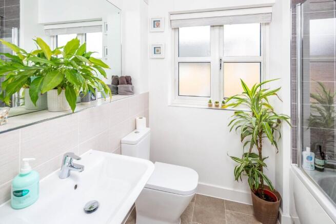 1st Floor  Bathroom