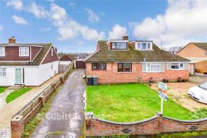 110, Silverdale Drive, Waterlooville PO7 6DX