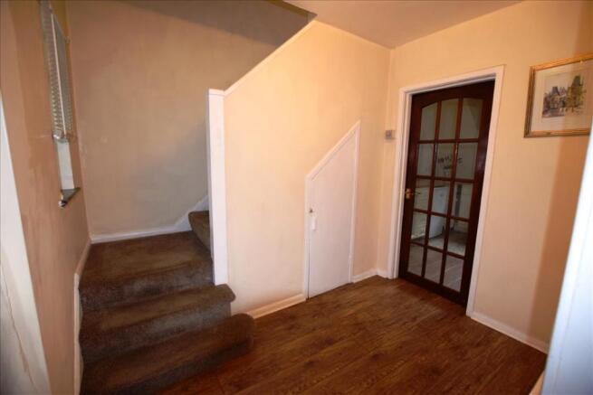 ENTRACE HALLWAY