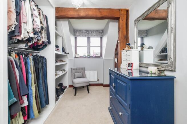 Bedroom/Dressing Room