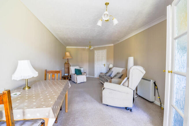 1 bed Apartment for sale Image 7