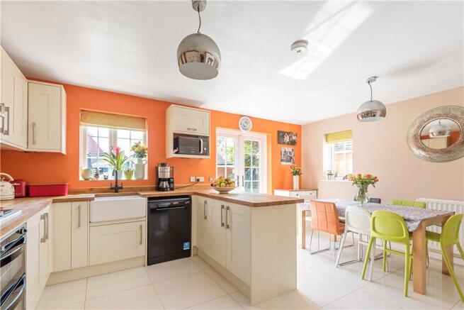Kitchen/Dining