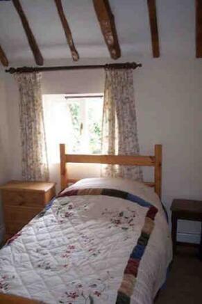 BEDROOM 2