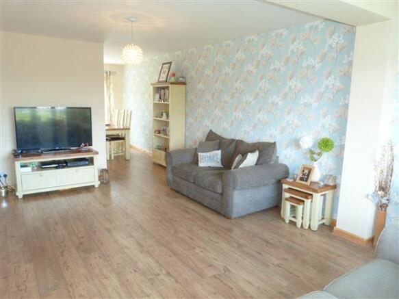 Lounge 1