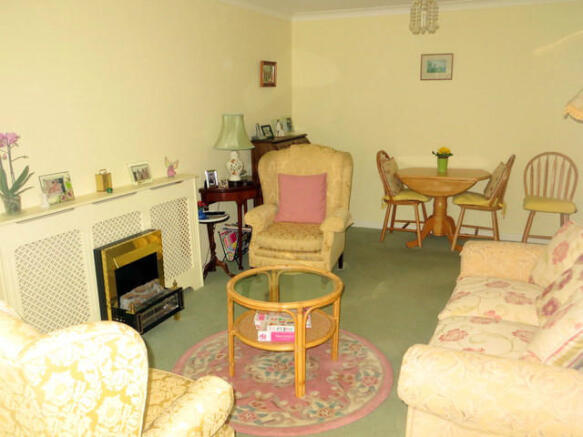 Photo 3