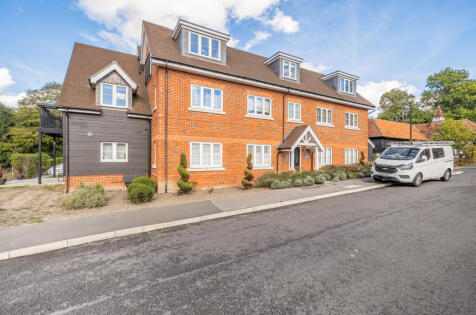 Bryan Gardens, Binfield, Bracknell