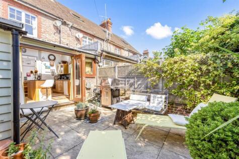 Talbot Terrace, Lewes, BN7 2DS