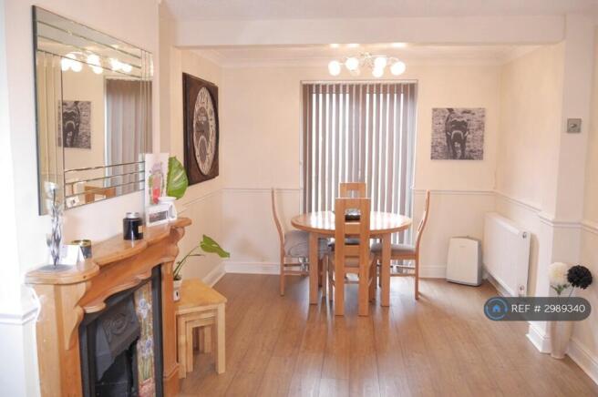 Living Room 01