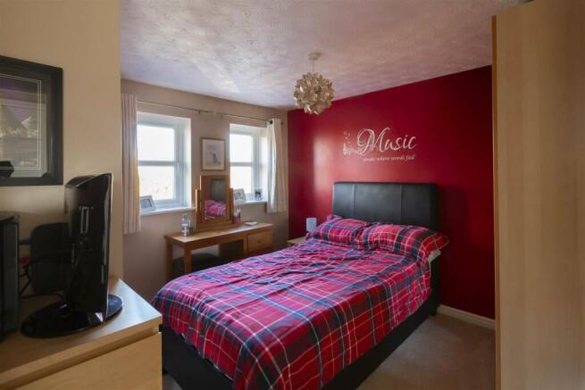 27 Crocus Way 43.jpg