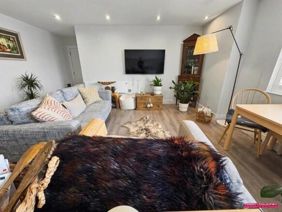 WhatsApp Image 2026-03-30 at 12.45.57 (5).jpg