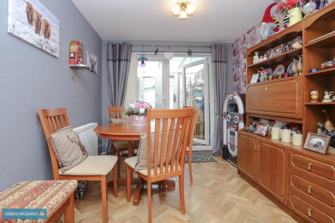 Sitting/Dining Room