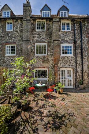 Courtyard/Terrace