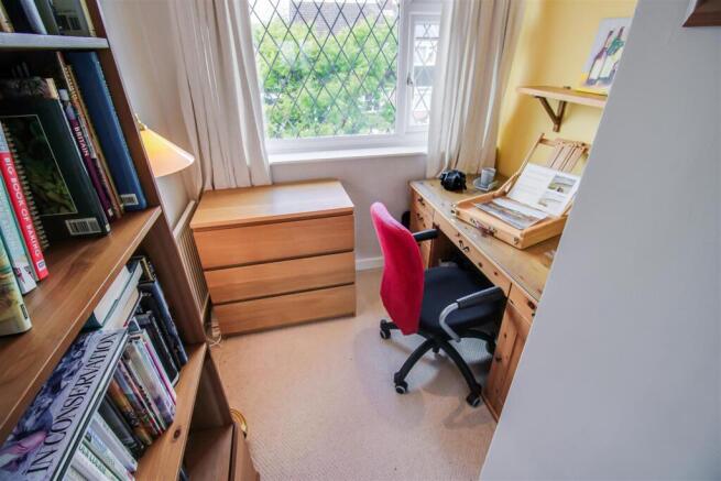 3 bed Semi-Detached for sale Image 12
