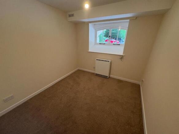 Bedroom .jpeg