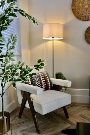 2 bed Flat to rent Image 4