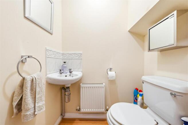 GF WC