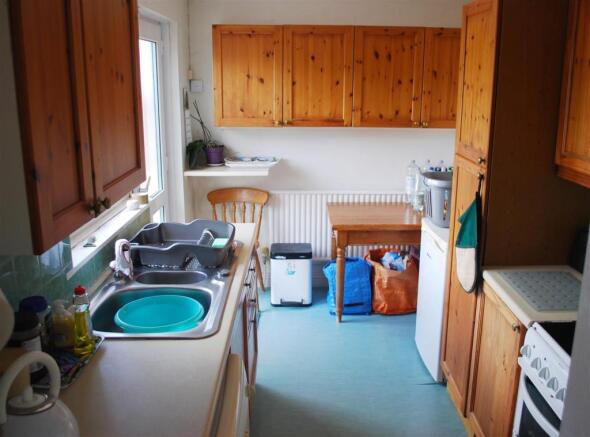 kitchen again.JPG