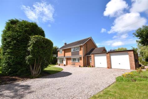 Earle Drive, Parkgate, Neston