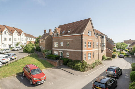 Harwood Close, Pulborough, RH20