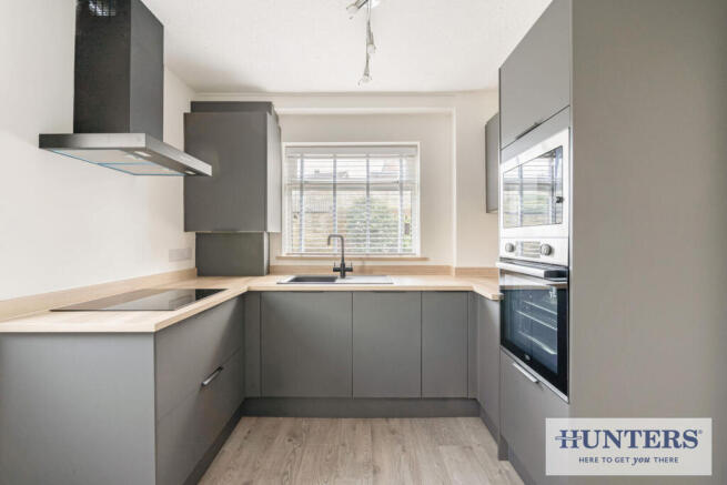 3 bed Semi-Detached for sale Image 6
