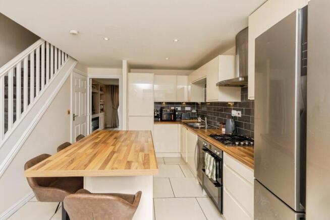 4 bed Terraced for sale Image 10