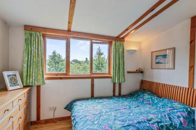 5 bed Terraced for sale Image 12