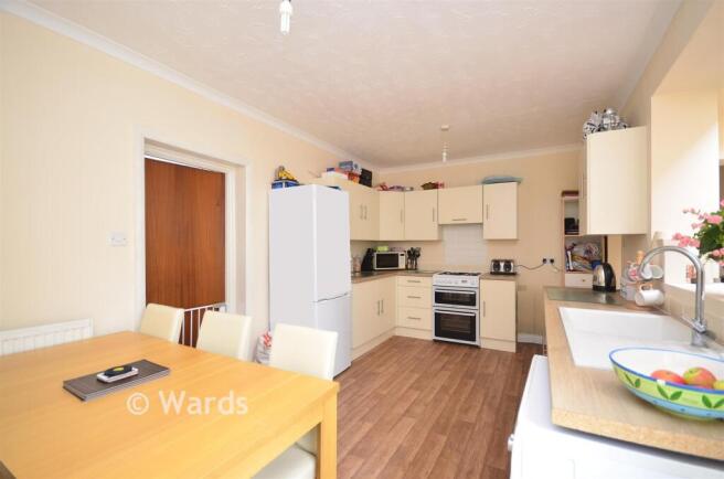 Kitchen/Dining Area