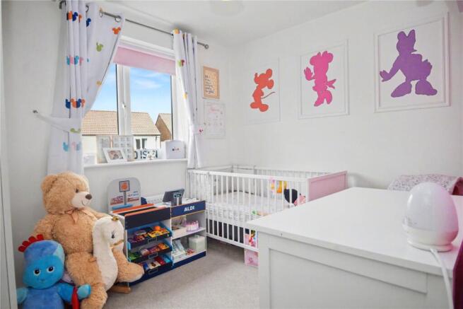 3 bed Semi-Detached for sale Image 12