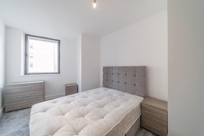 1 bed Apartment to rent Image 5