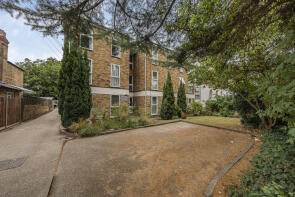 Flat 1, 67, The Greenway, Uxbridge UB8 2PL
