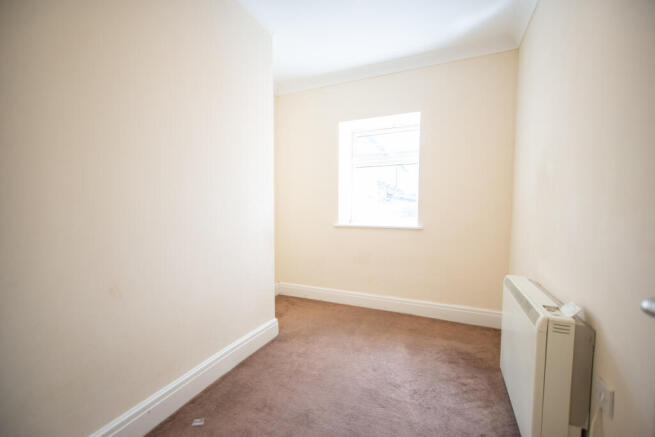 2 bed Flat to rent Image 6