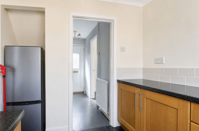 2 bed Semi-Detached for sale Image 6