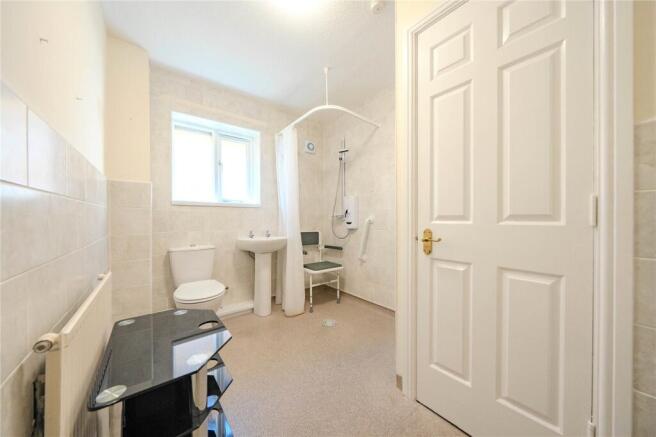 2 bed Bungalow for sale Image 7