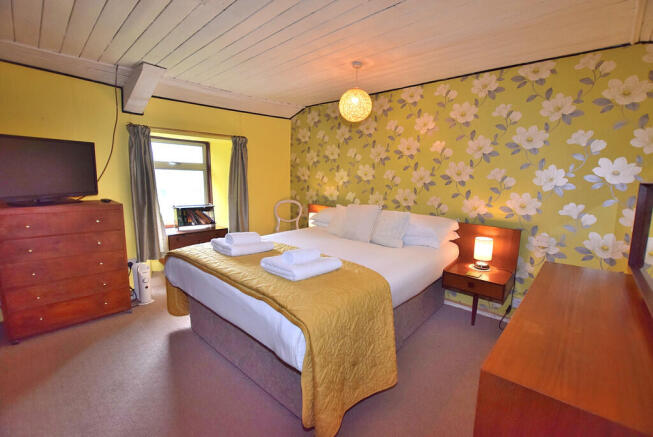 2 bed Cottage for sale Image 11