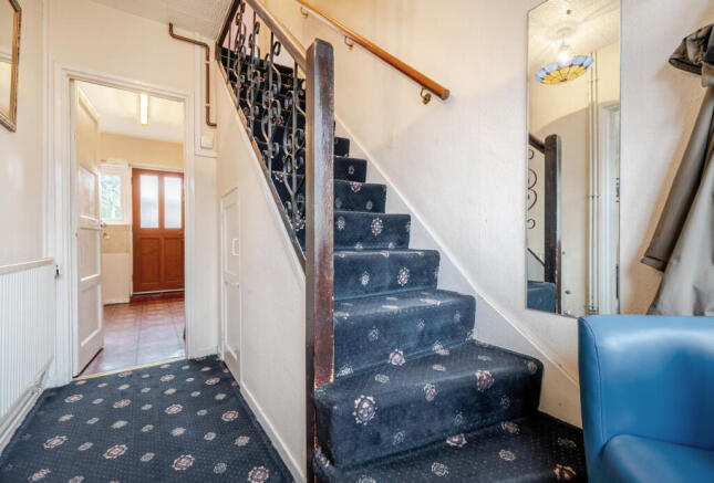 1369112-9-68f7782...