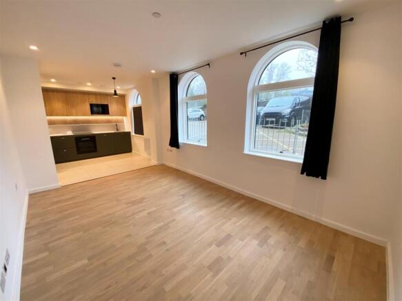 lounge kitchen.jpg