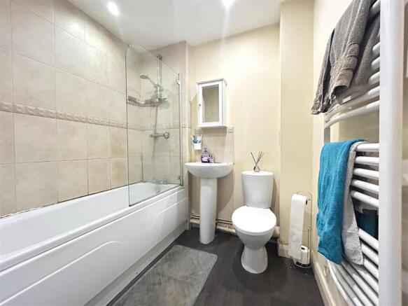 1 bed Apartment for sale Image 5