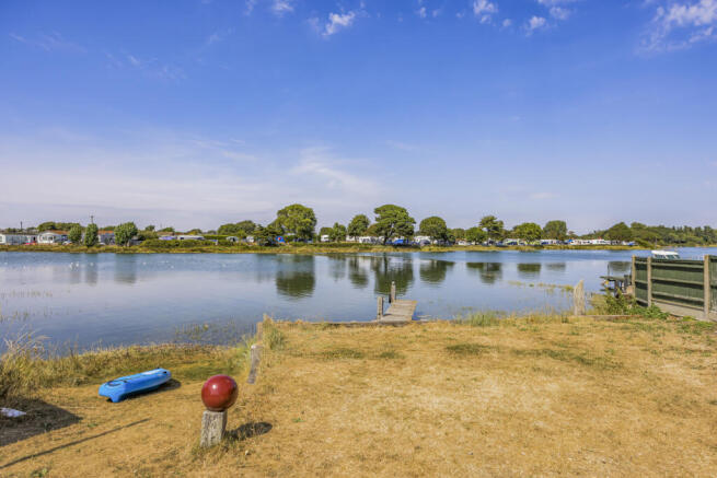 65 Southwood Road, Hayling Isalnd-PorticoMarketin
