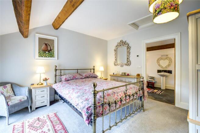 3 bed Detached for sale Image 6