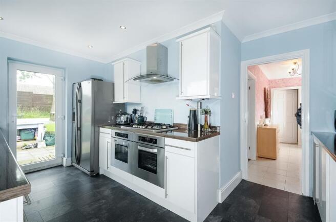KITCHEN 2