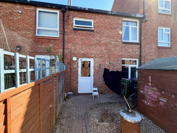 2 bed Terraced for sale Image 9