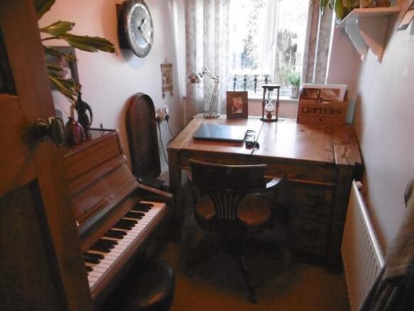 Study/Bedroom3