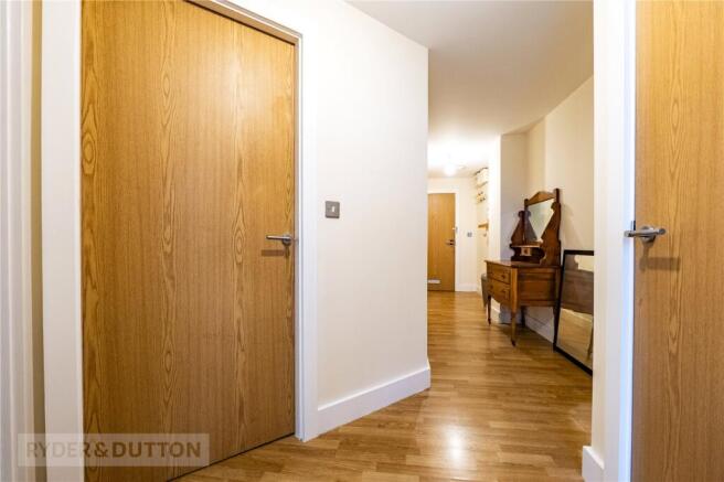 1 bed Apartment for sale Image 12