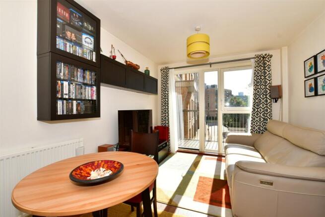 Lounge / Kitchen / Diner