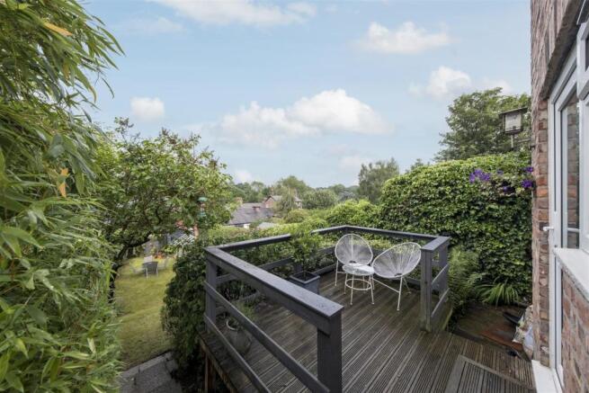 27 Marcliff Grove-028.jpg