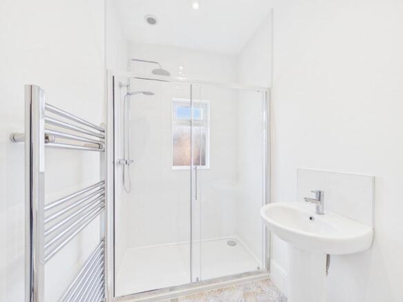 3 bed Semi-Detached for sale Image 9