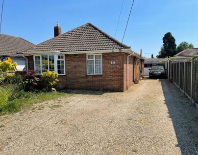 Waltons Avenue, Holbury